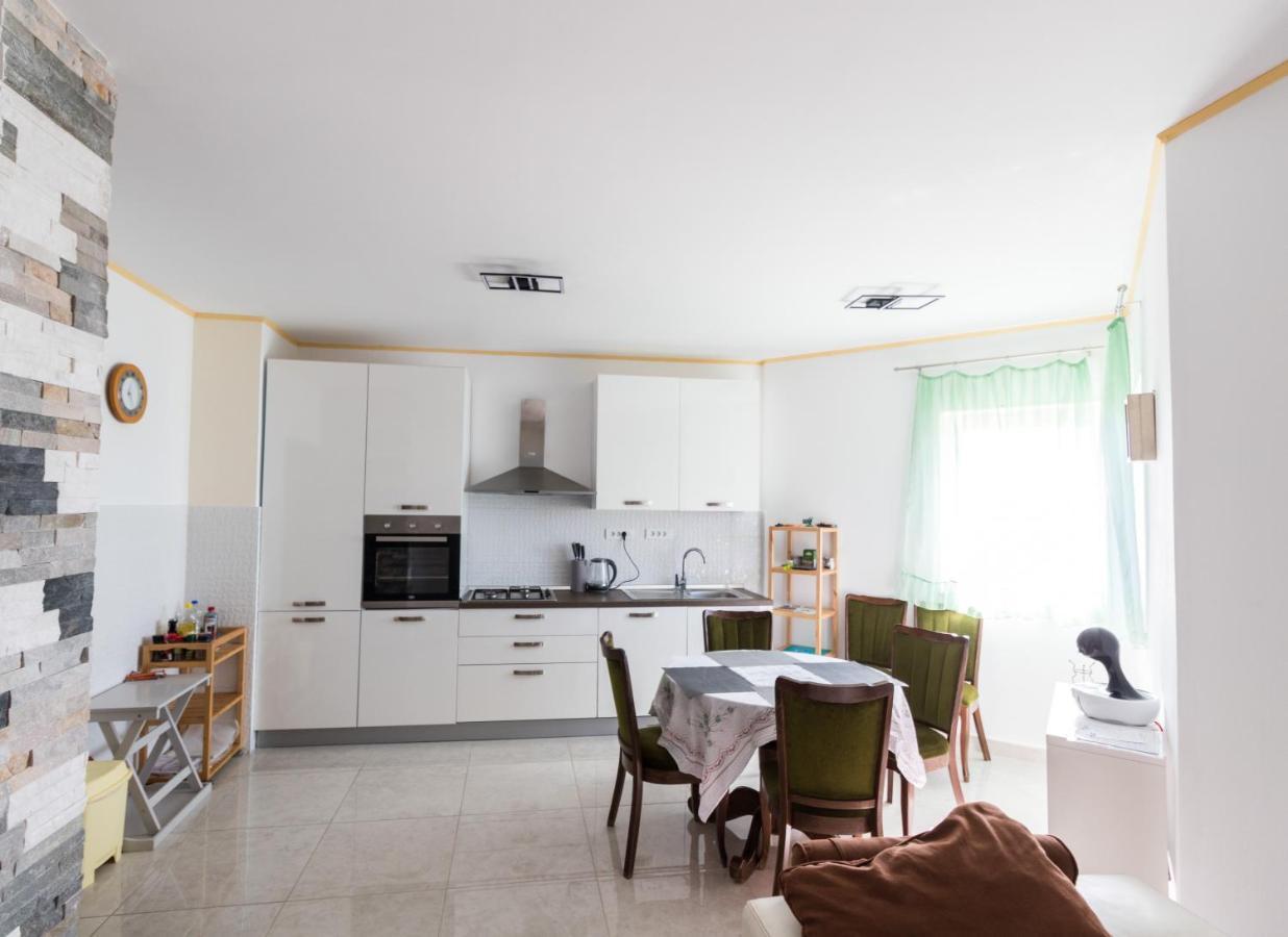Villa Giani Apartments With Swimming Pool Opatija Exteriér fotografie